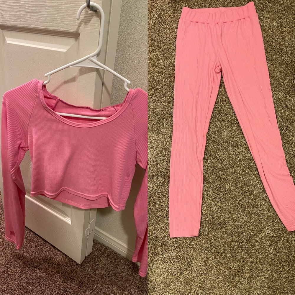 FINAL PRICE*Women’s workout set